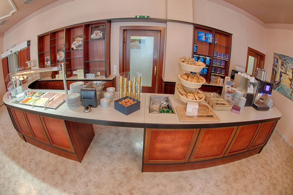 Fruehstueckshotel Waldbauer Bad Schallerbach Luaran gambar