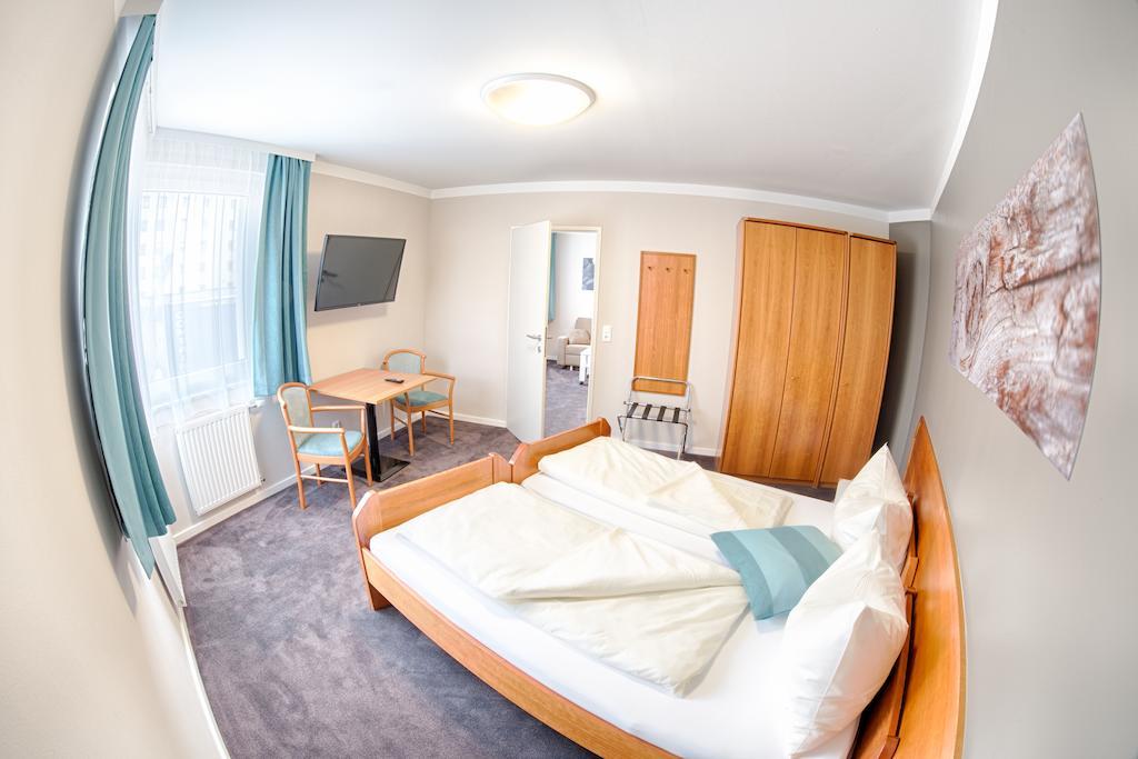 Fruehstueckshotel Waldbauer Bad Schallerbach Bilik gambar