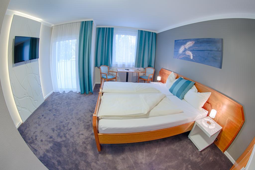 Fruehstueckshotel Waldbauer Bad Schallerbach Bilik gambar